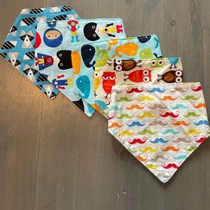 2/$15🍒 5 Baby Drool Bandanas Excellent Condition